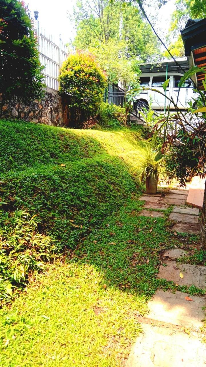 Kandy River Garden Zewnętrze zdjęcie